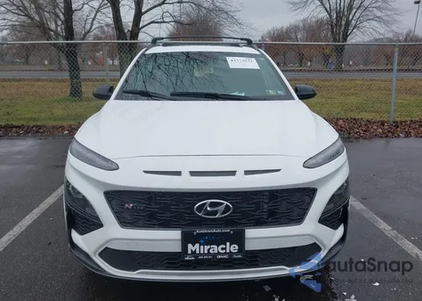 2023 Hyundai Kona N Line z USA, uszkodzony, nr VIN KM8K3CA38PU943388